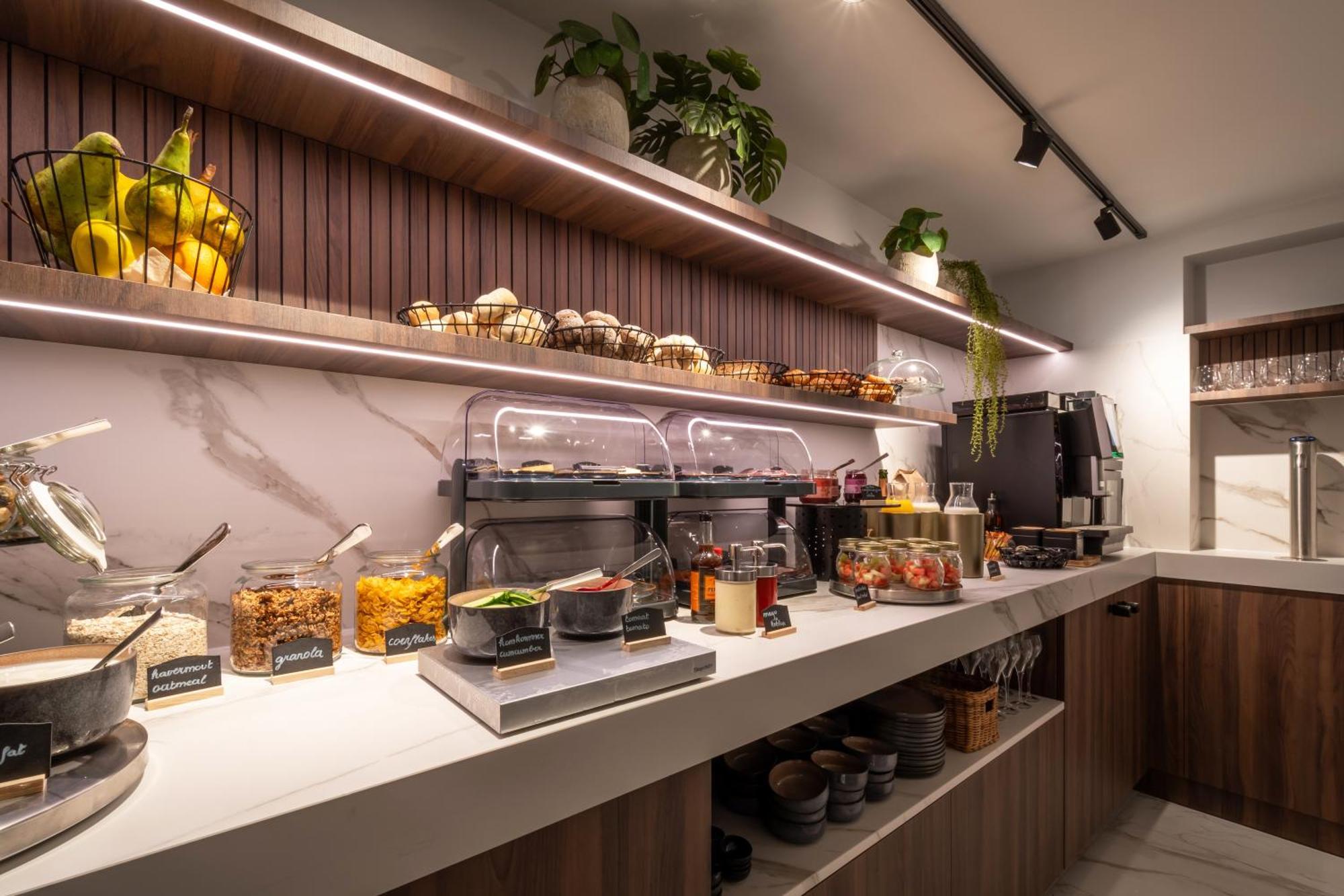 One Two Four - Hotel & Spa خنت المظهر الخارجي الصورة