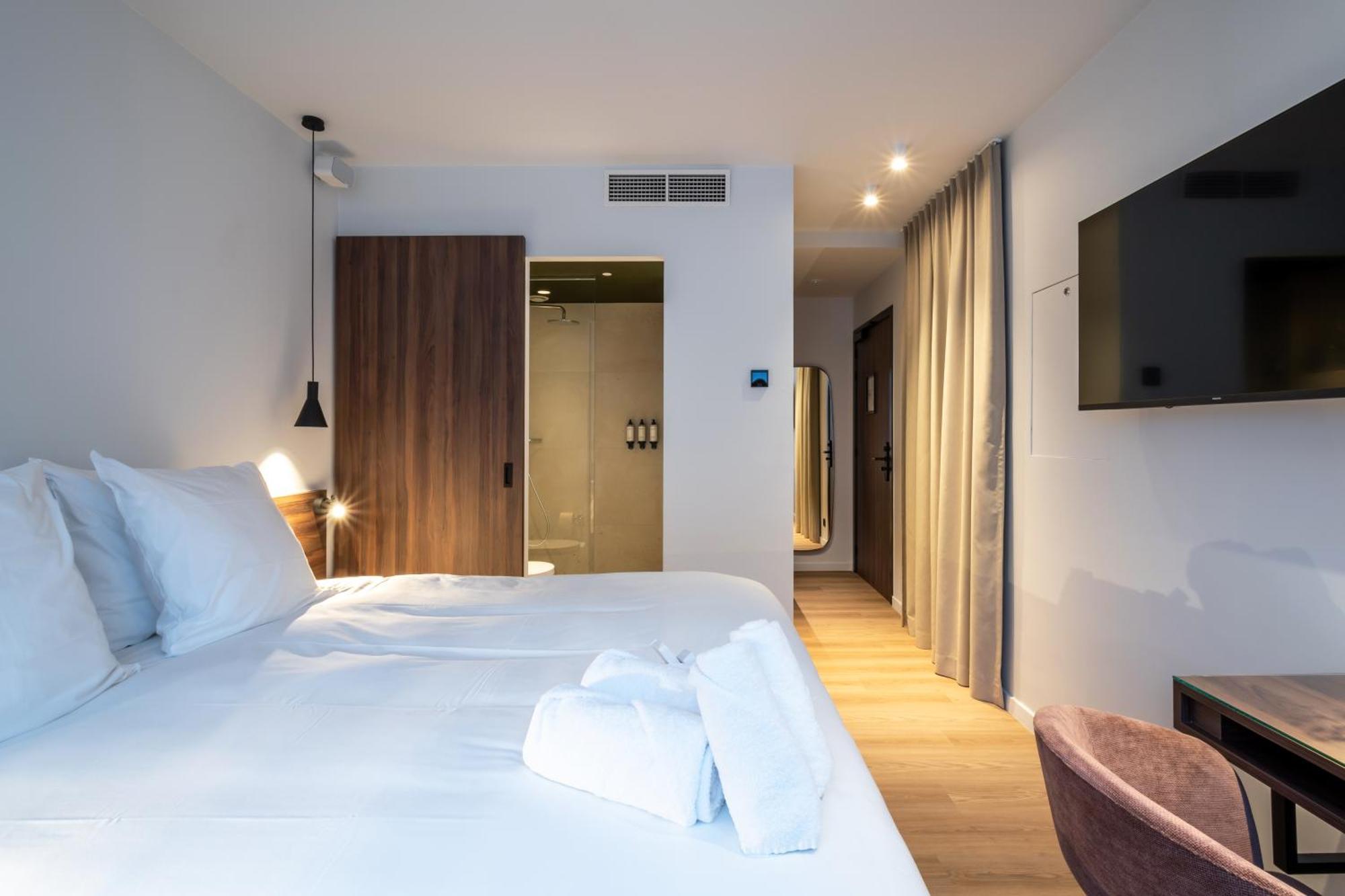 One Two Four - Hotel & Spa خنت الغرفة الصورة